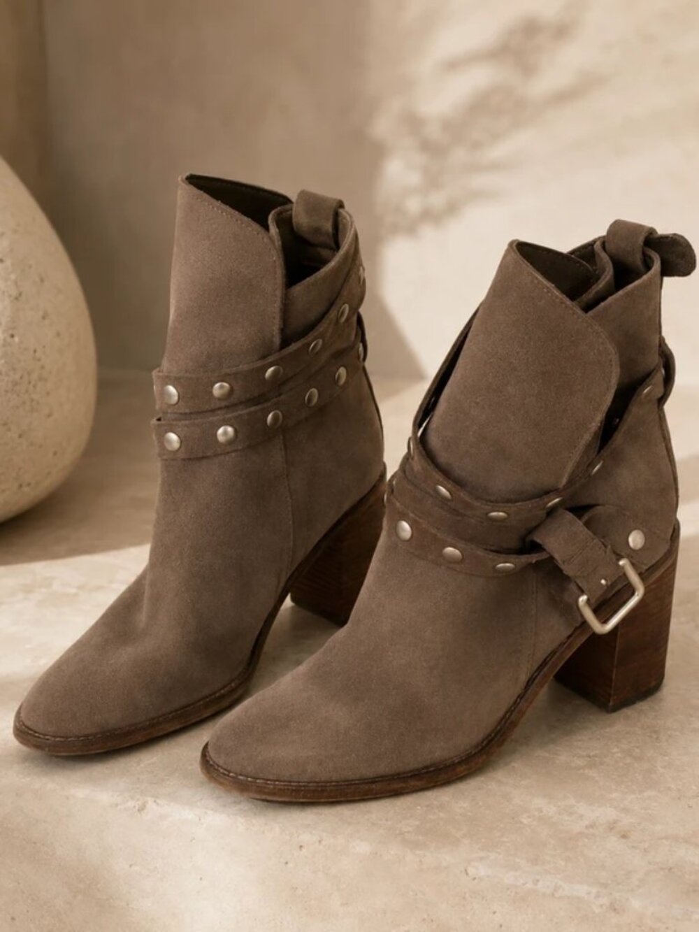 See by Chloé Chloe Designer Boots Size 9 Taupe Suede Studded Western Boho